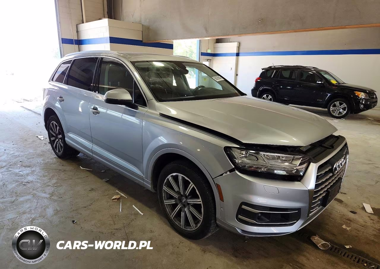2019 Audi Q7 Premium Plus VIN:WA1LHAF77KD021627 - 4