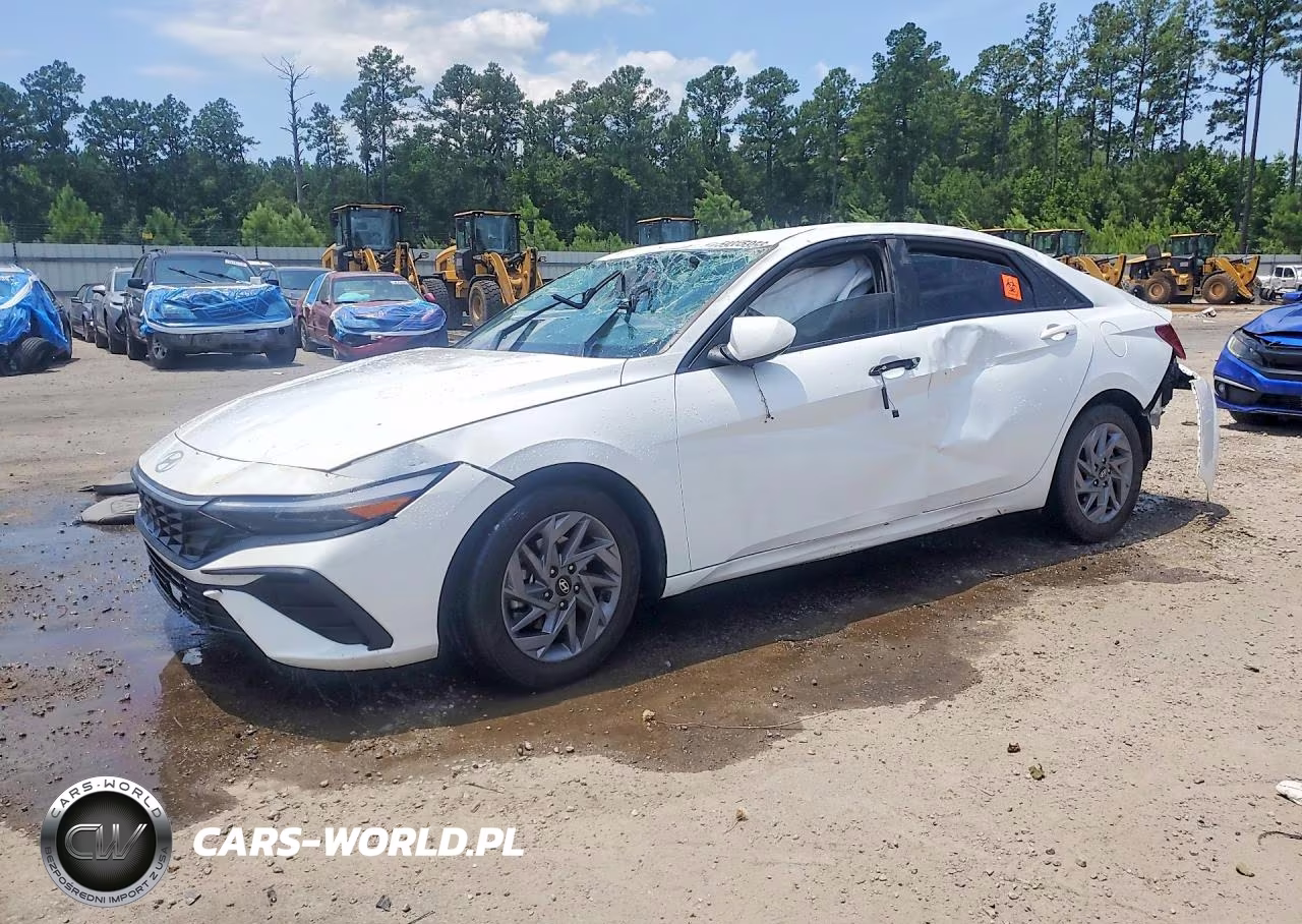 2024 Hyundai Elantra Sel – zdjęcie 1 z 12