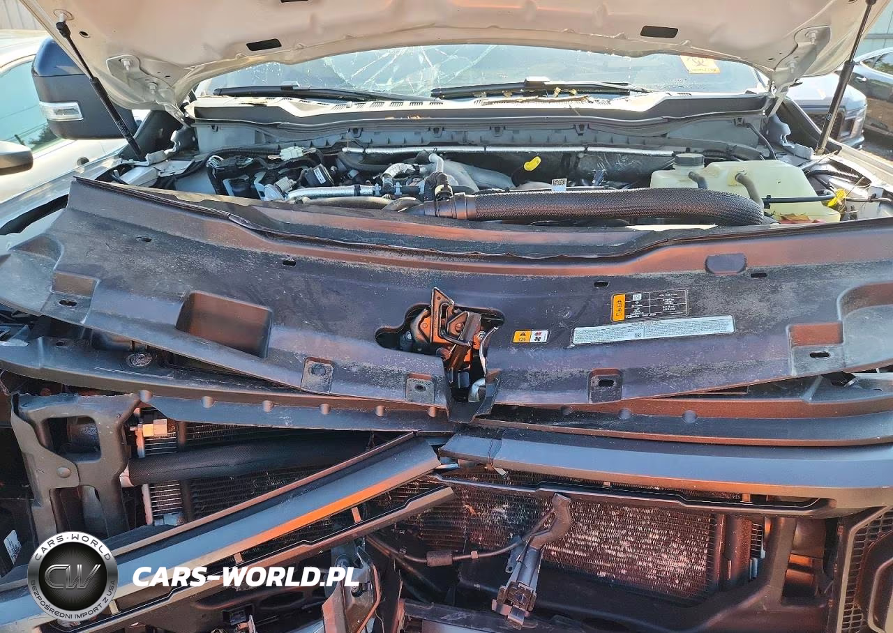 2024 Ford F250 Super Duty VIN:1FT8W2BM5REF41025 - 11
