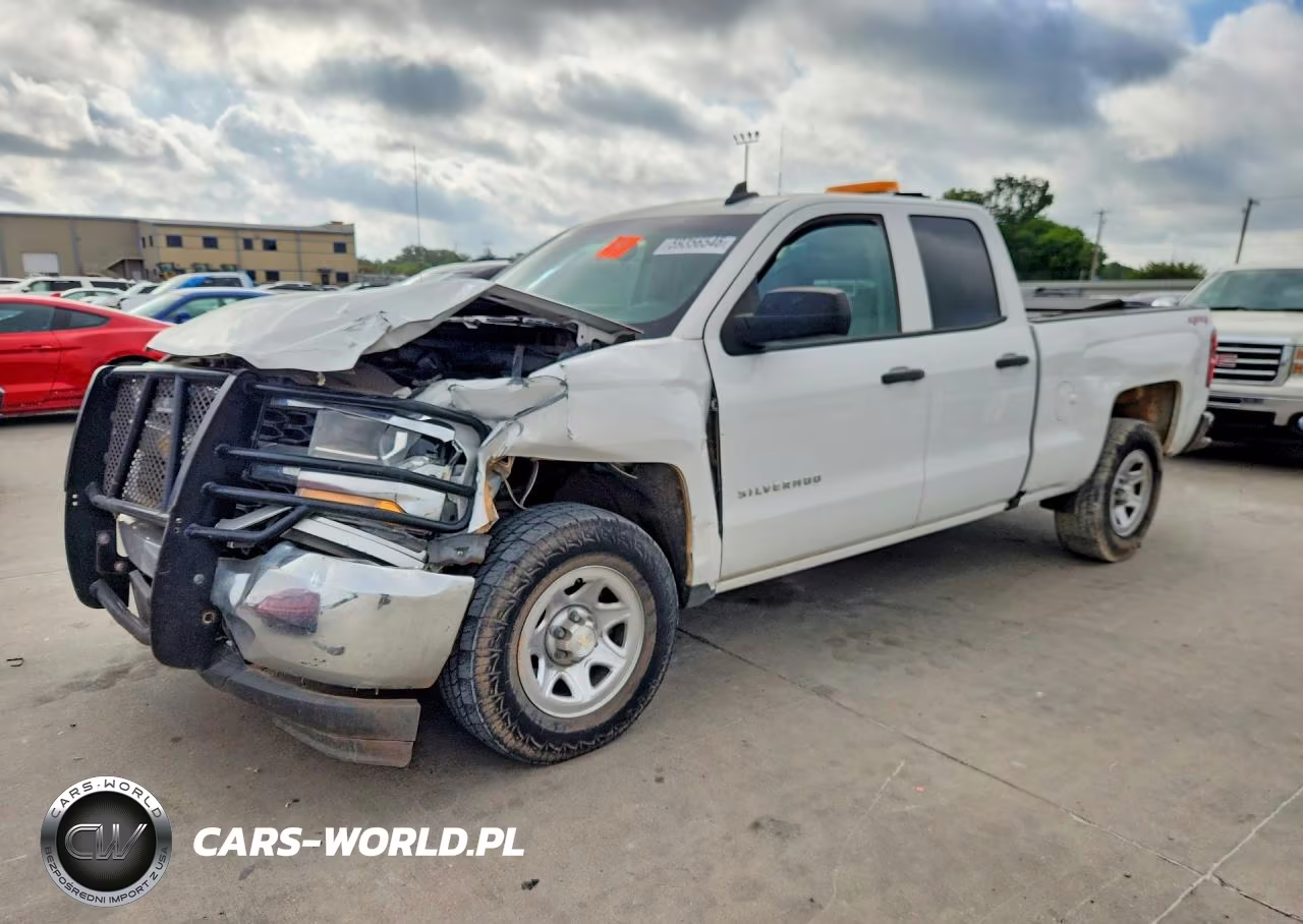 2018 Chevrolet Silverado K1500 VIN:1GCVKNEC6JZ132807 - 1
