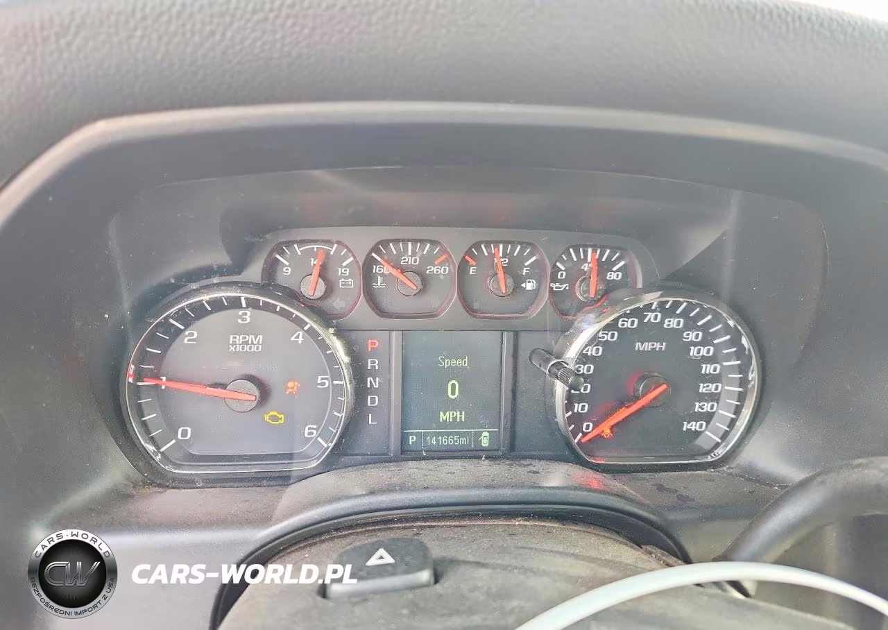 2018 Chevrolet Silverado K1500 VIN:1GCVKNEC6JZ132807 - 9
