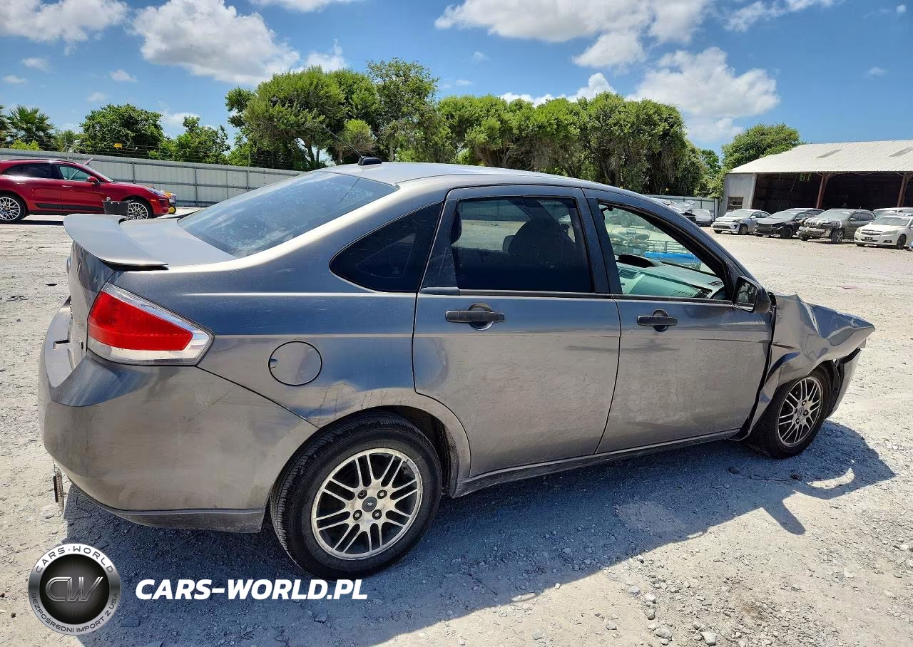 2010 Ford Focus Se VIN:1FAHP3FN2AW254283 - 3