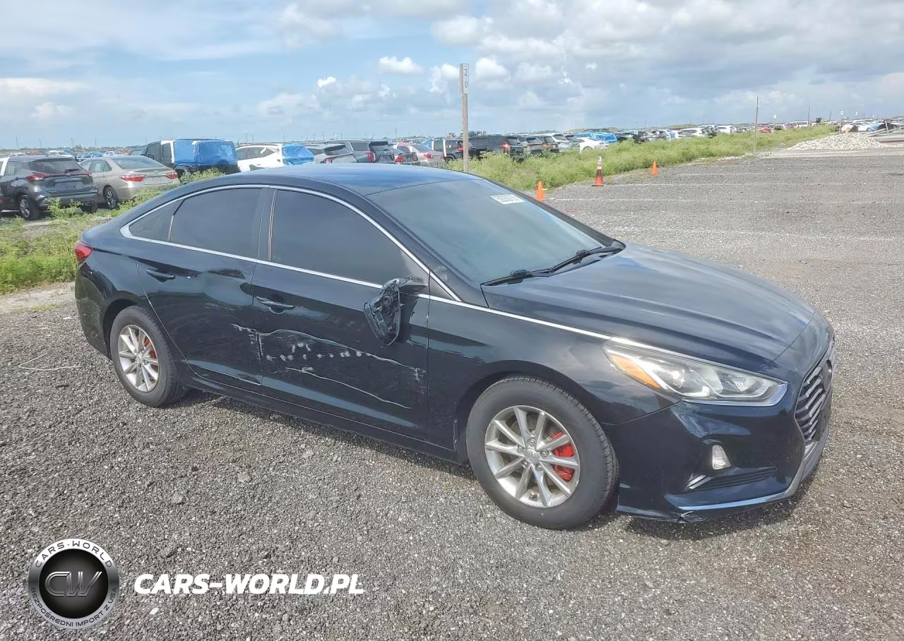 2018 Hyundai Sonata Se VIN:5NPE24AF5JH603282 - 4