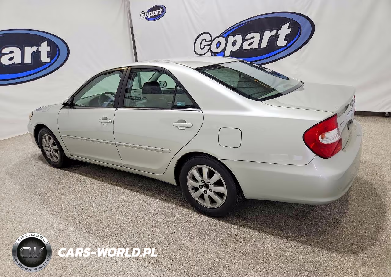 2003 Toyota Camry Le VIN:JTDBE32K330242246 - 2