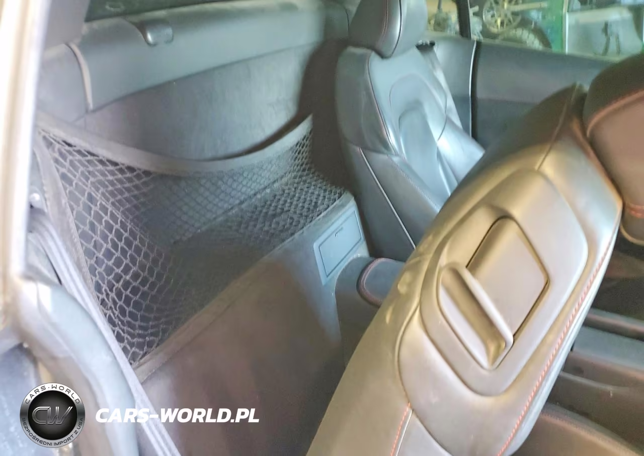 2012 Audi R8 5.2 Quattro VIN:WUAENAFG3CN002501 - 10