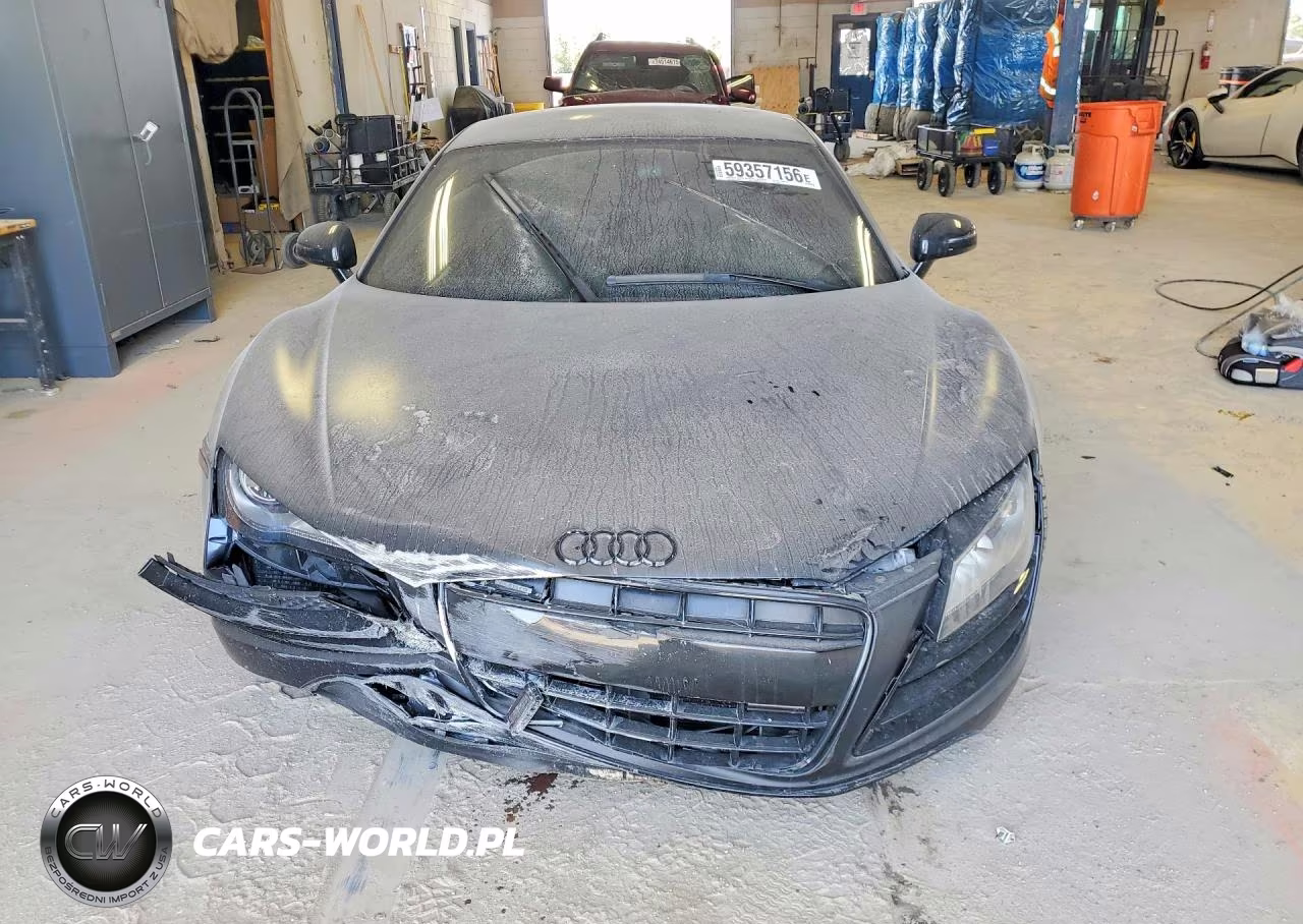2012 Audi R8 5.2 Quattro VIN:WUAENAFG3CN002501 - 5