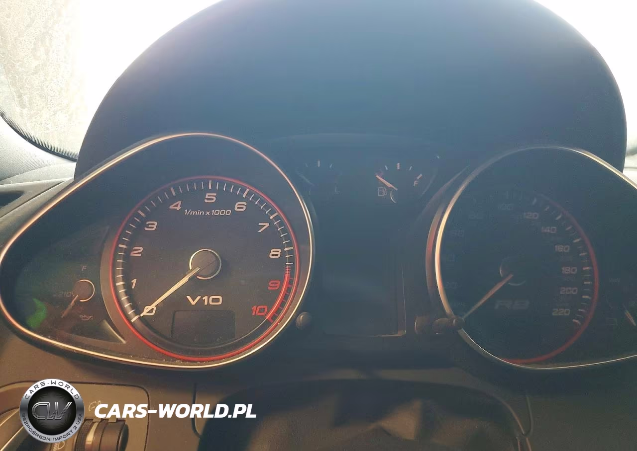 2012 Audi R8 5.2 Quattro VIN:WUAENAFG3CN002501 - 9