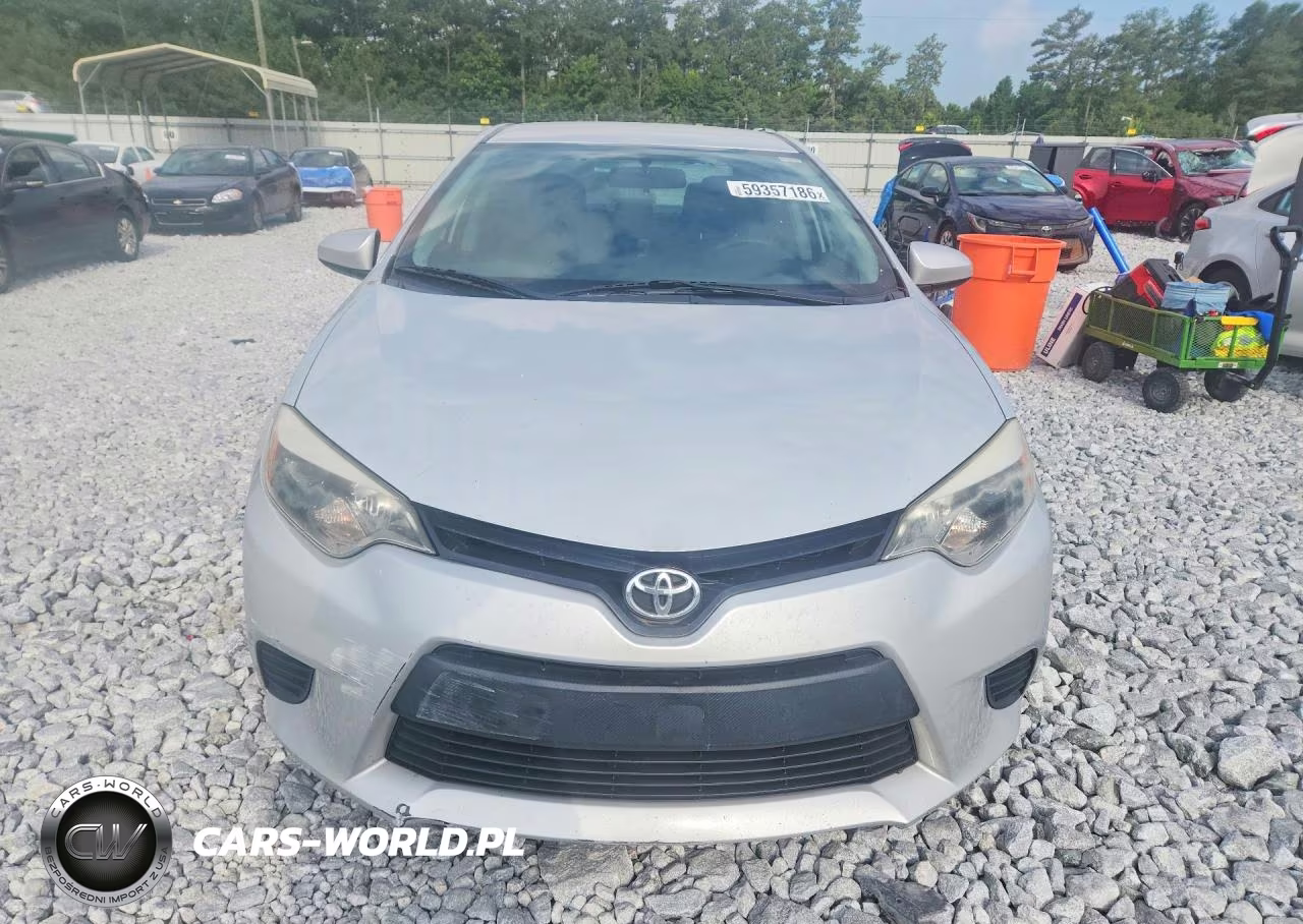2015 Toyota Corolla L VIN:2T1BURHE2FC411061 - 5