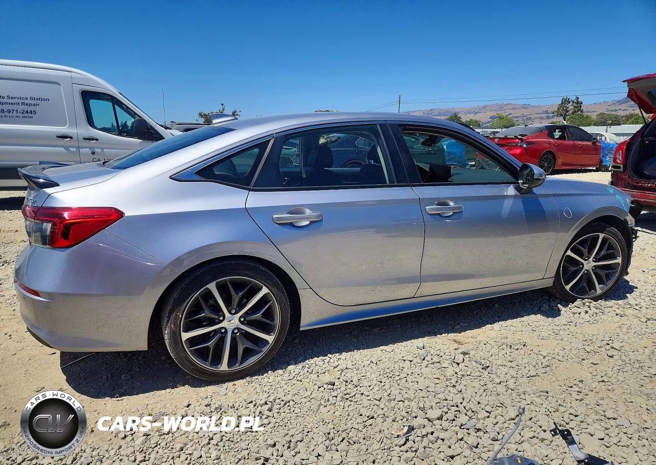 2023 Honda Civic Touring VIN:2HGFE1F99PH301350 - 3