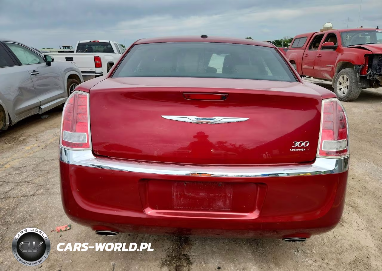 2012 Chrysler 300 VIN:2C3CCAAG7CH193063 - 6