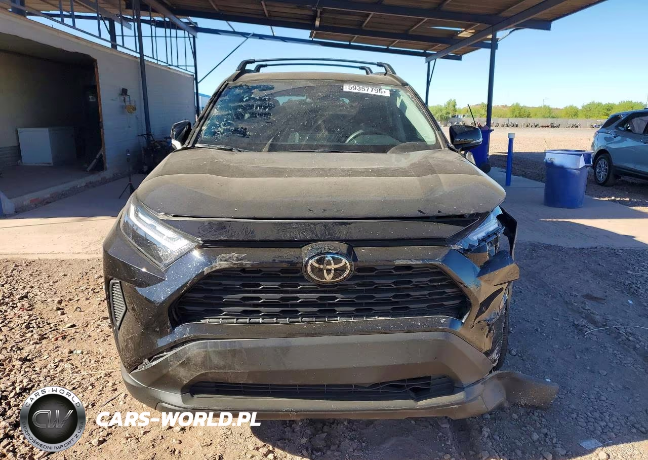 2025 Toyota Rav4 Xle VIN:2T3W1RFV8SW399673 - 5