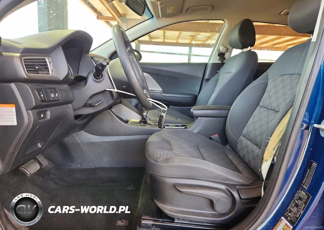 2019 Kia Niro Lx VIN:KNDCB3LC3K5260266 - 7