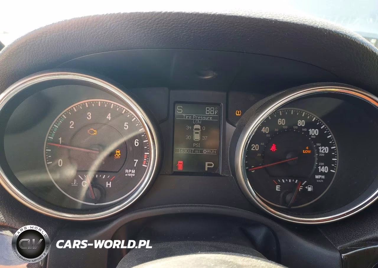 2011 Jeep Grand Cherokee Laredo VIN:1J4RR4GG5BC688189 - 9