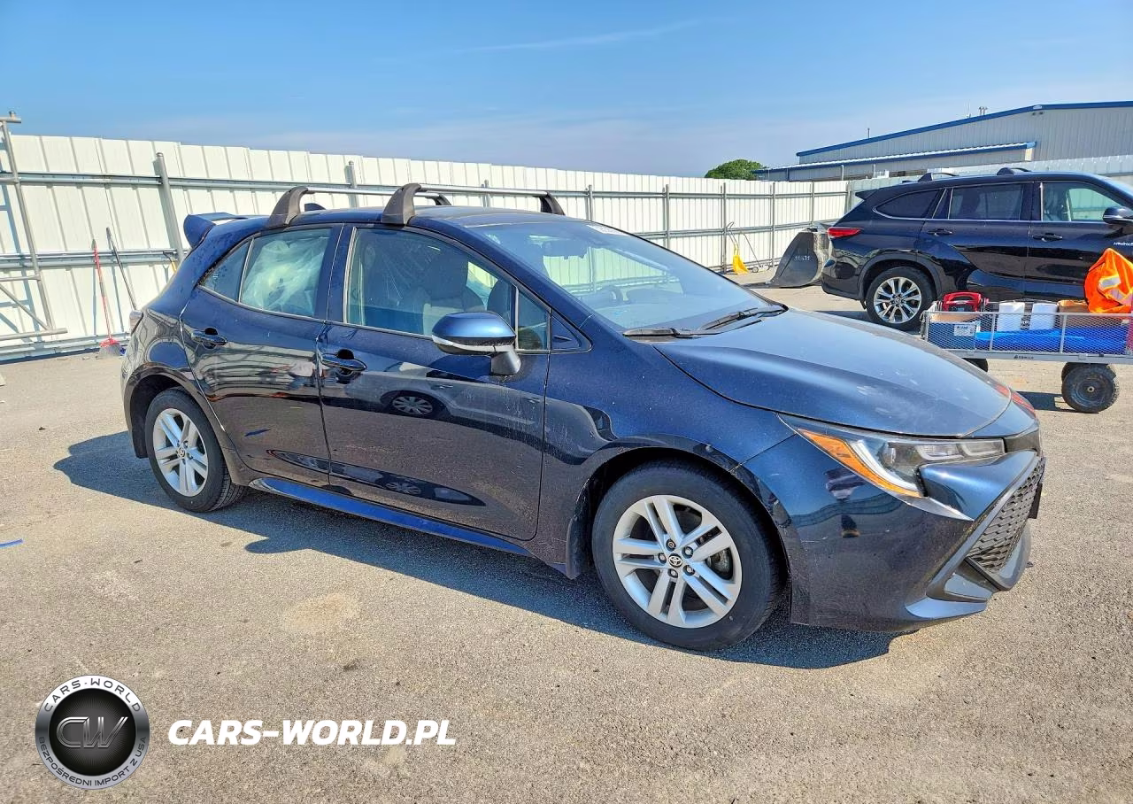2022 Toyota Corolla Hatchback Se VIN:JTNB4MBE1N3171628 - 4