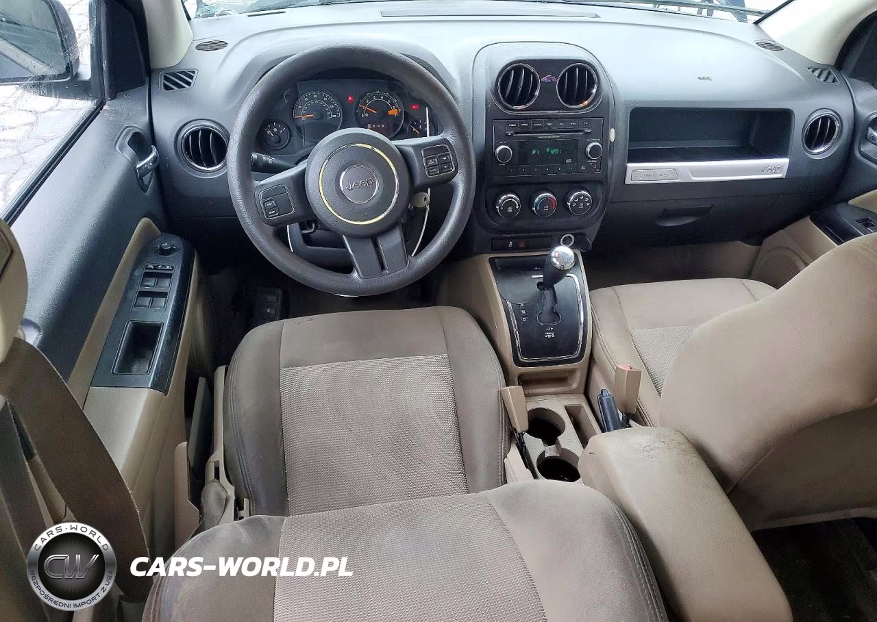 2014 Jeep Compass Sport VIN:1C4NJCBA0ED634645 - 8