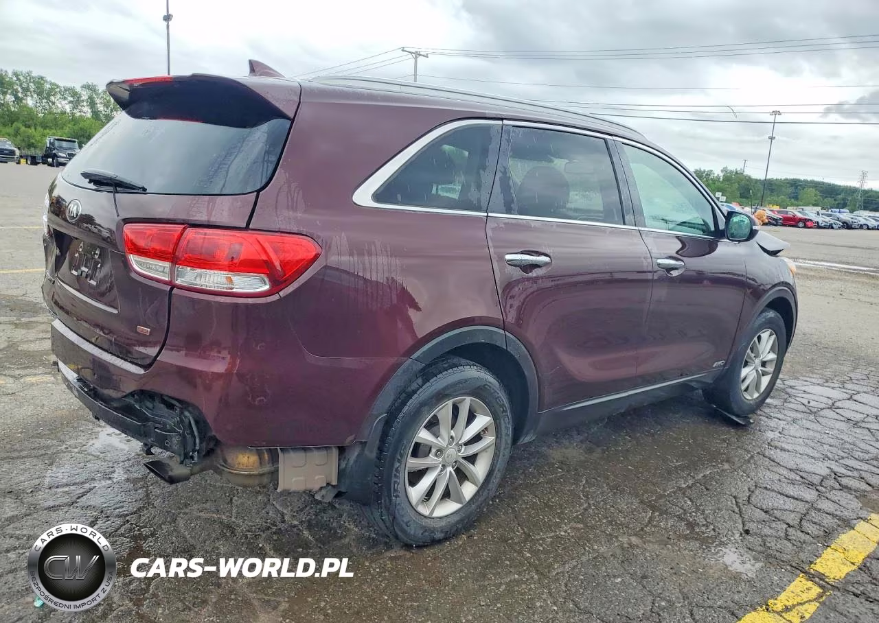 2018 Kia Sorento Lx VIN:5XYPGDA32JG357704 - 3