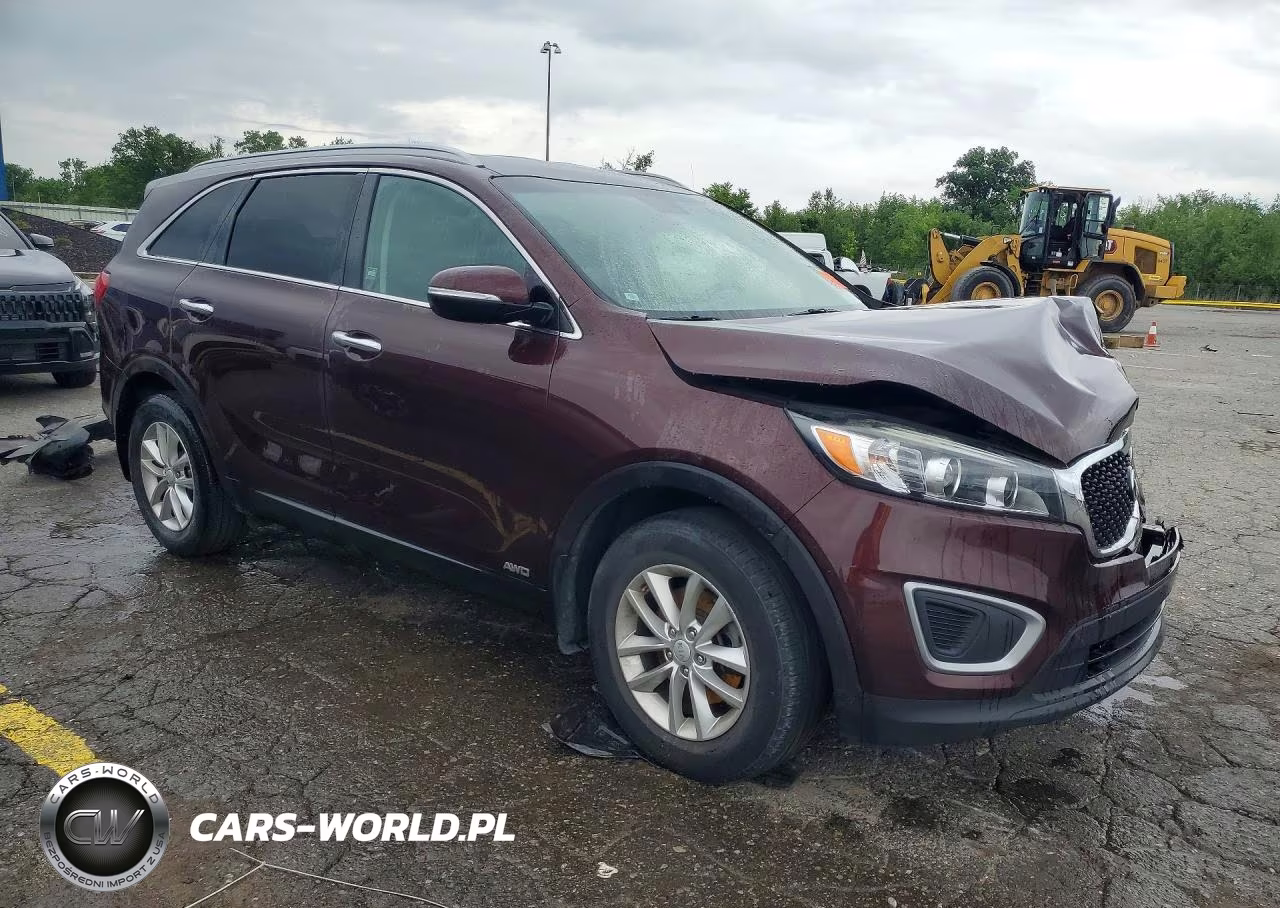 2018 Kia Sorento Lx VIN:5XYPGDA32JG357704 - 4