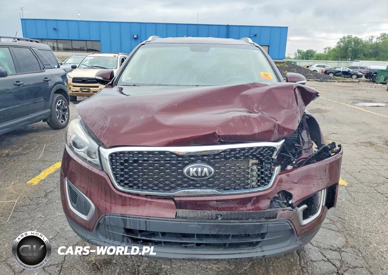 2018 Kia Sorento Lx VIN:5XYPGDA32JG357704 - 5