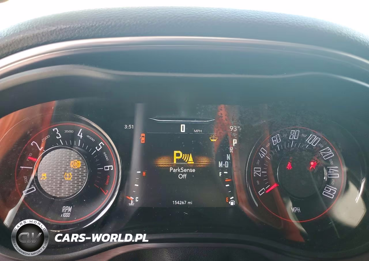 2018 Dodge Challenger Sxt VIN:2C3CDZAG1JH112390 - 9