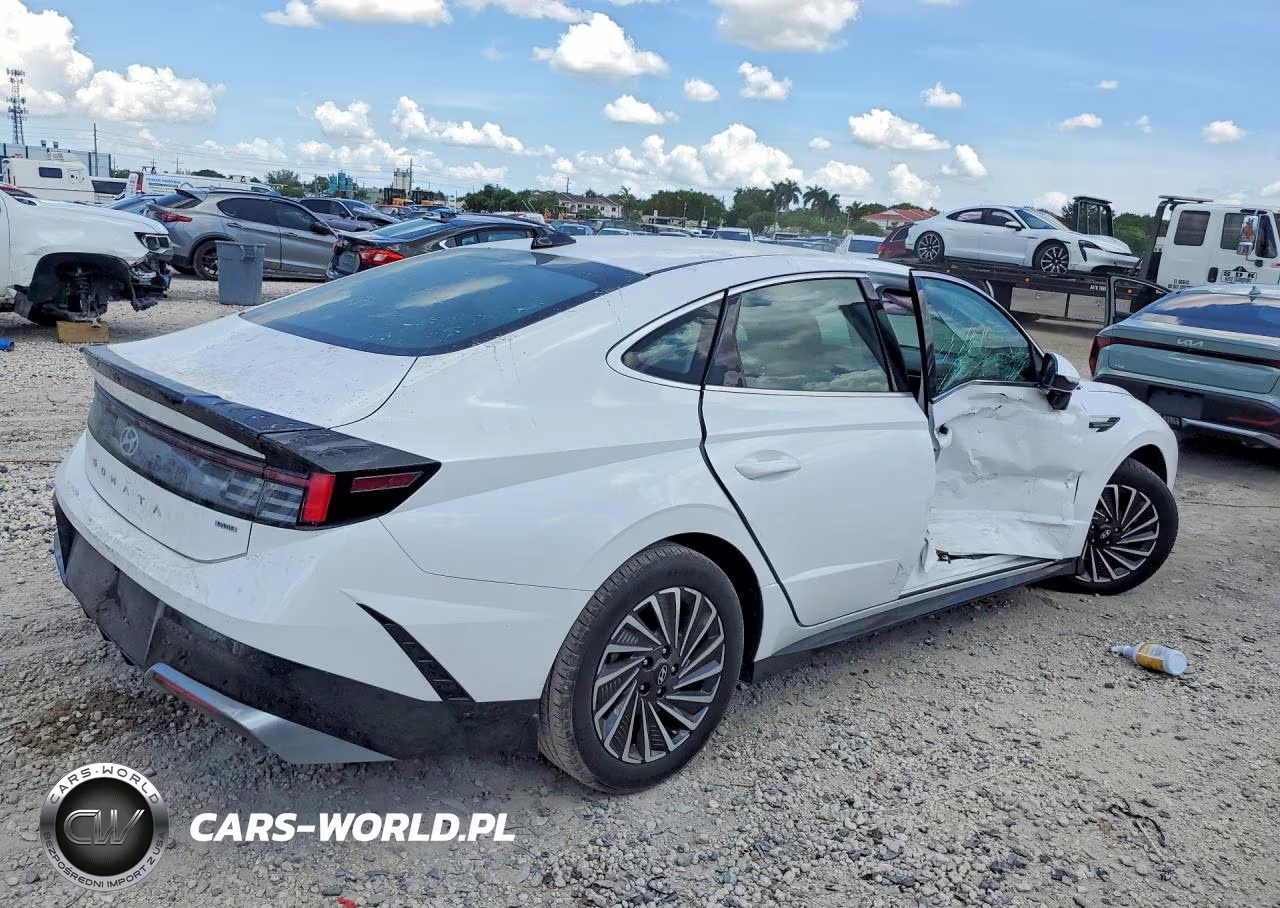 2025 Hyundai Sonata Hybrid Sel VIN:KMHL34JJ3SA110231 - 3