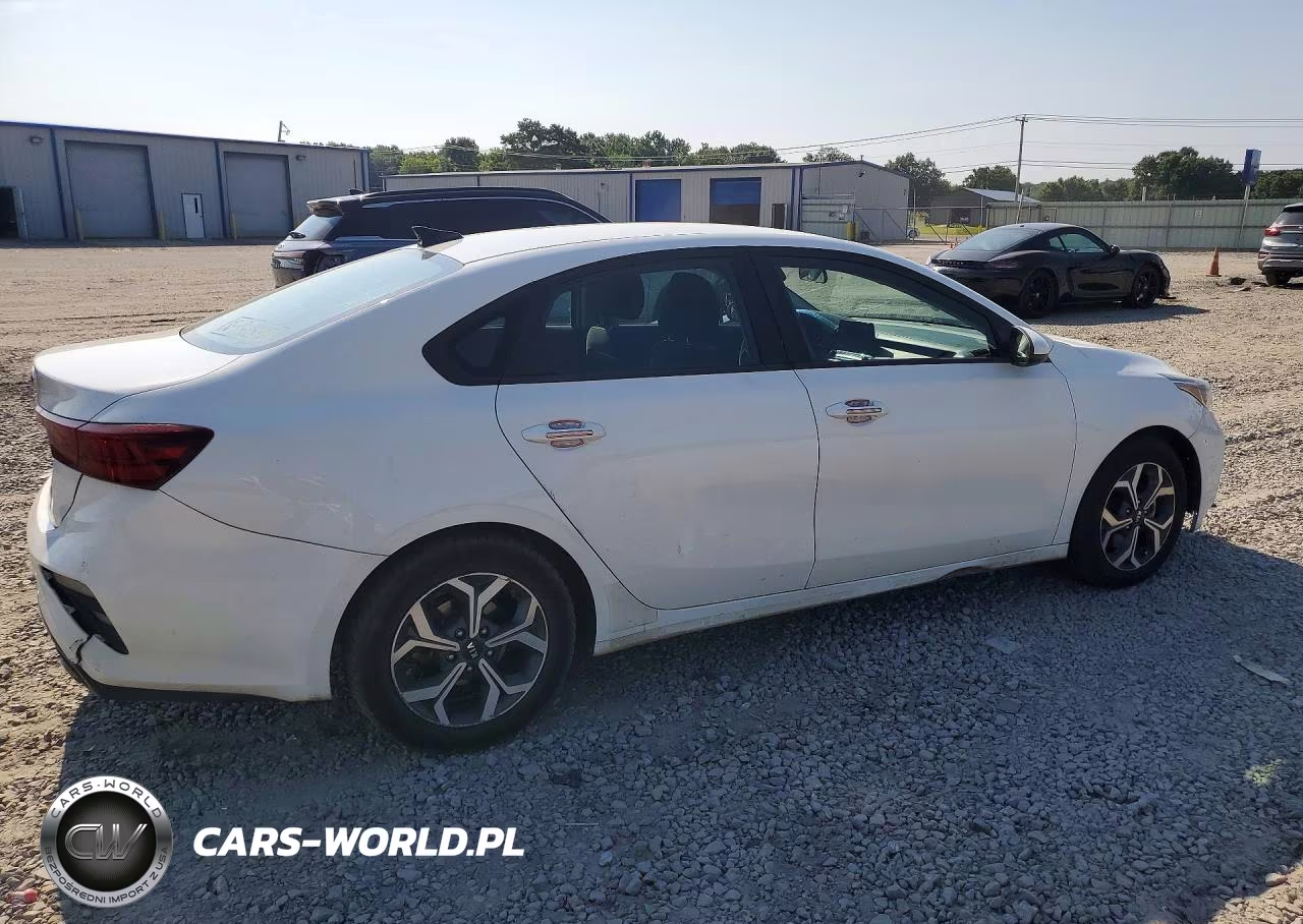 2021 Kia Forte Lxs VIN:3KPF24AD8ME334853 - 3