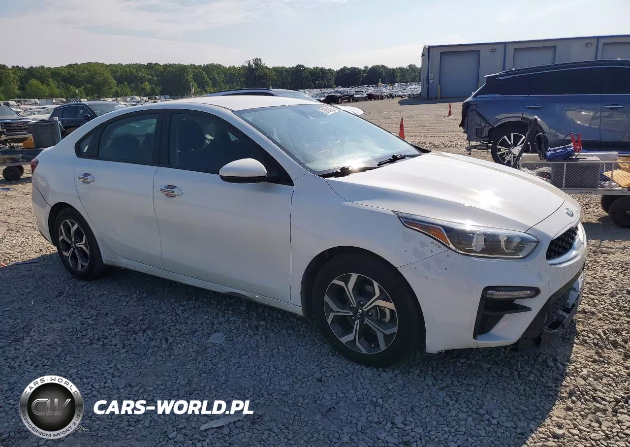 2021 Kia Forte Lxs VIN:3KPF24AD8ME334853 - 4
