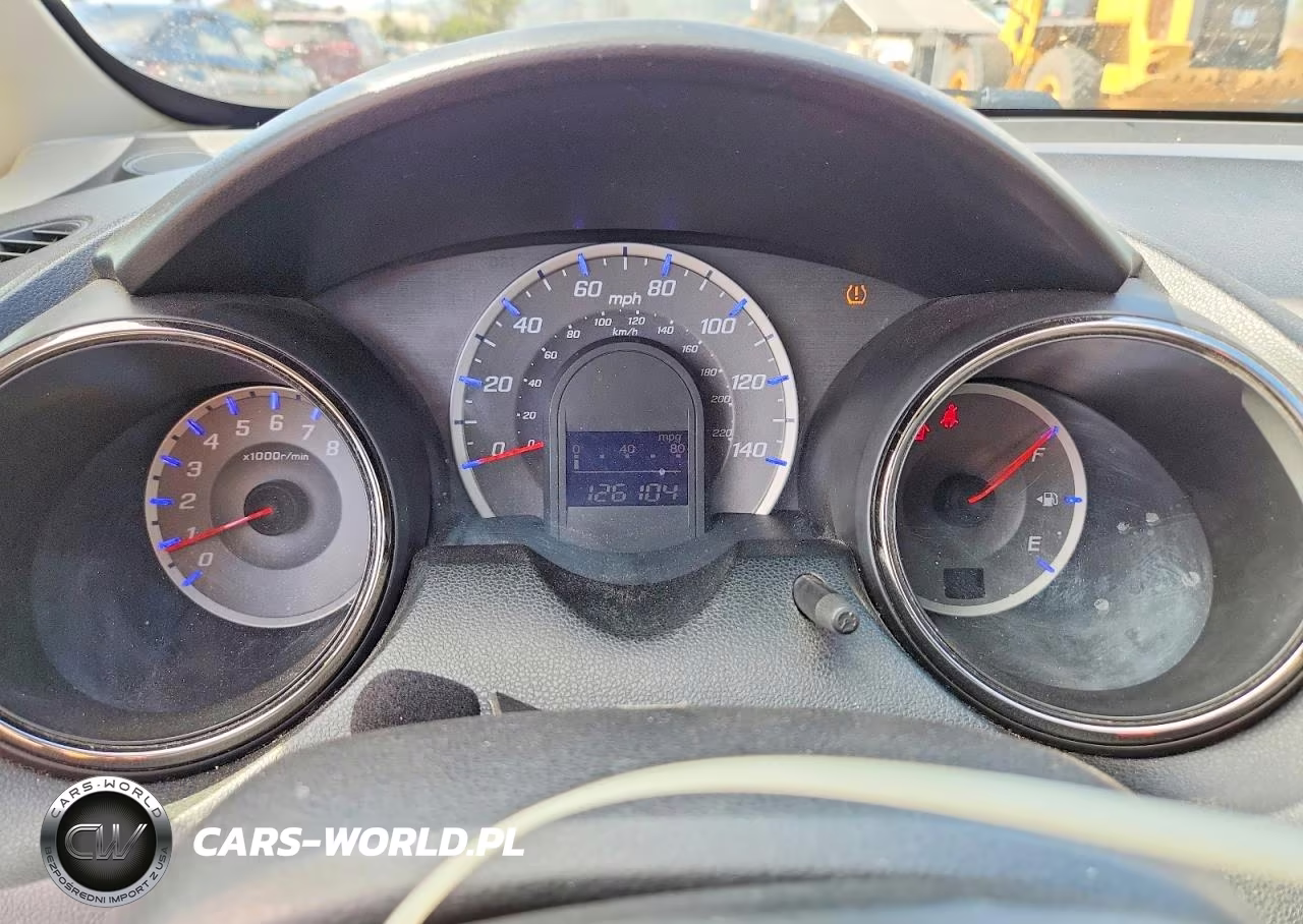 2013 Honda Fit Sport VIN:JHMGE8H55DC049843 - 9