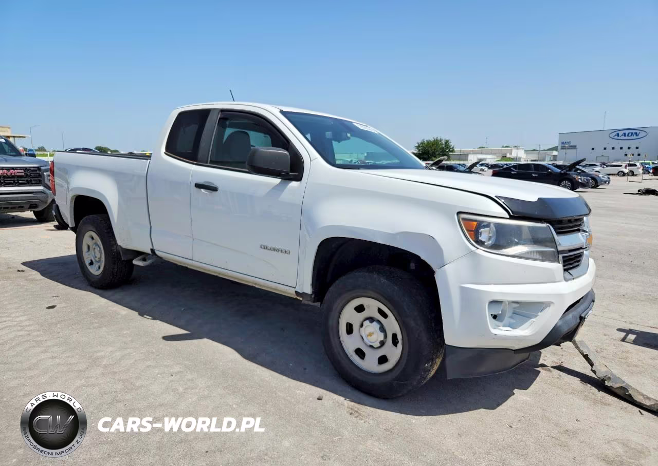 2018 Chevrolet Colorado VIN:1GCHSBEA9J1140344 - 4