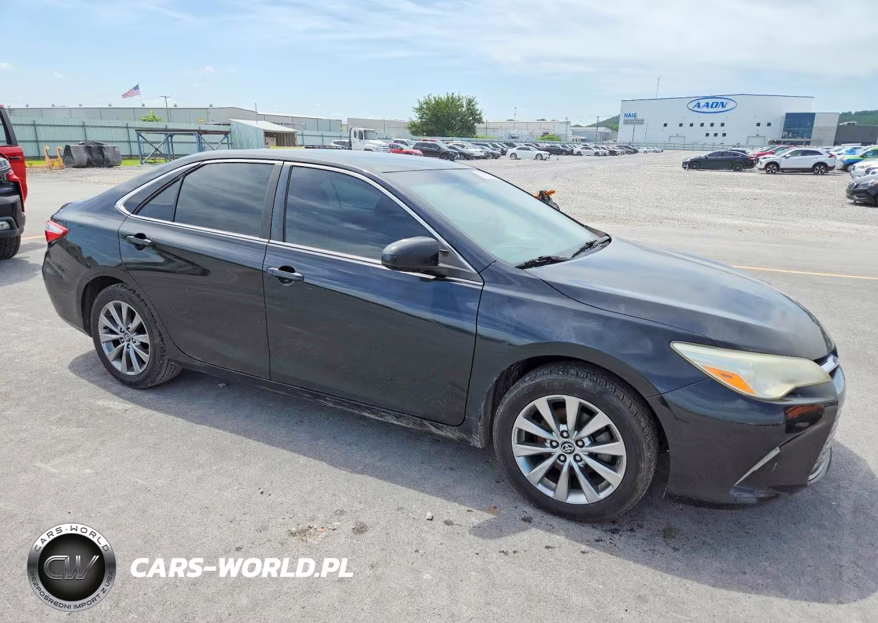 2017 Toyota Camry Xle VIN:4T1BF1FK2HU273527 - 4