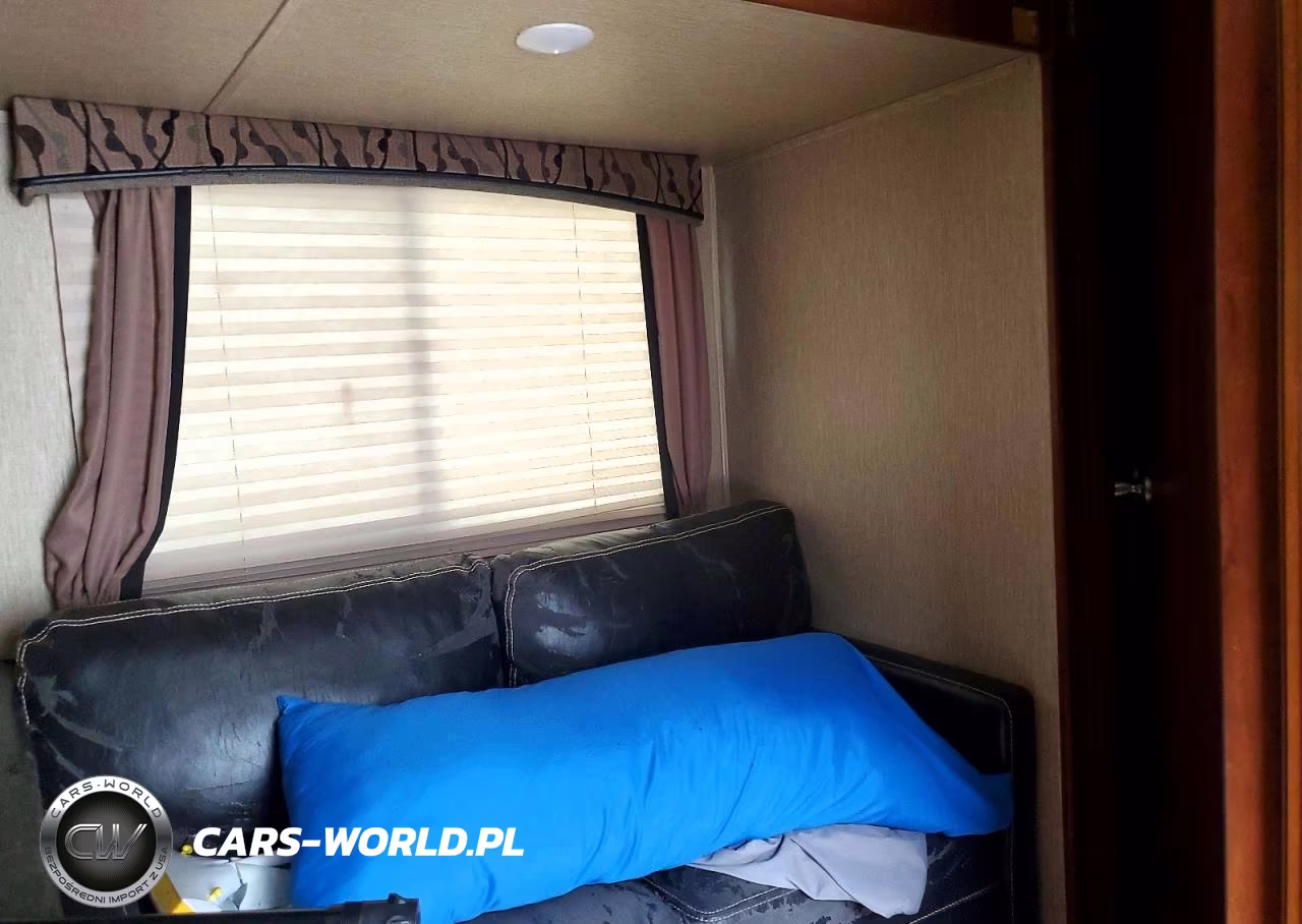 2017 Keystone Passport Camper VIN:4YDT33223HK415234 - 5