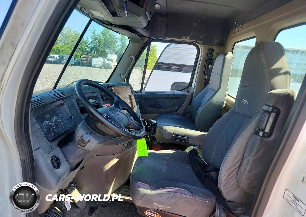 2013 Freightliner Cascadia Semi Truck VIN:3AKJGEDV3DSFK0698 - 5