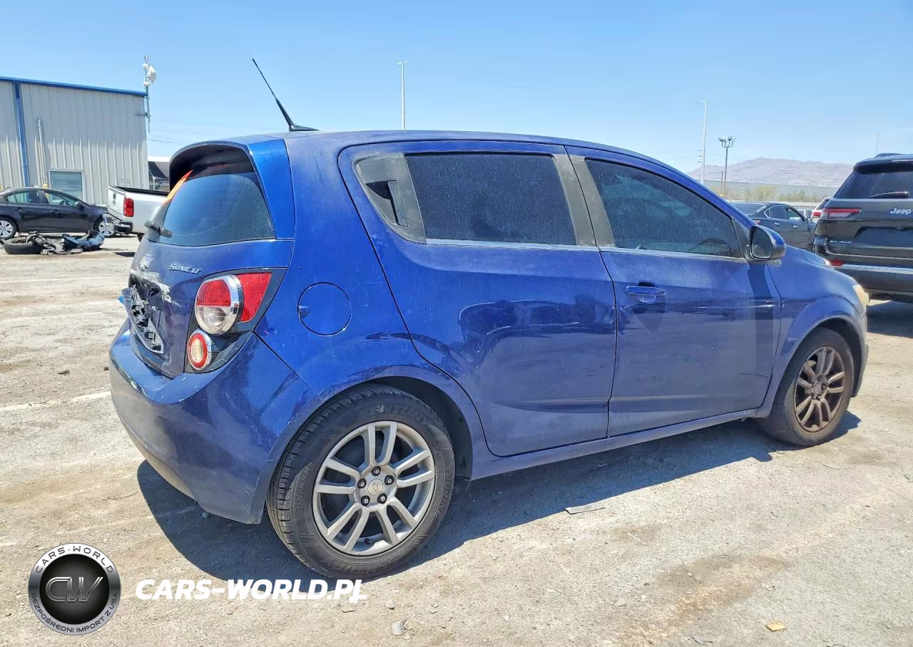 2013 Chevrolet Sonic Lt VIN:1G1JC6SH7D4209700 - 3