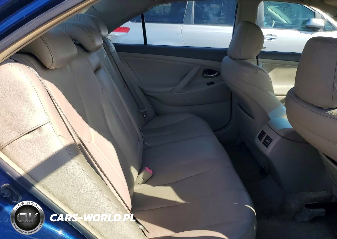 2007 Toyota Camry Hybrid VIN:JTNBB46K573027041 - 10