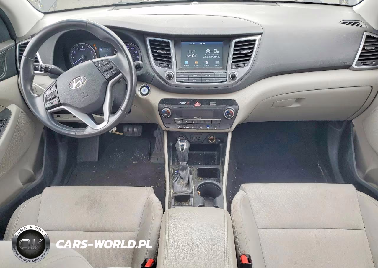 2018 Hyundai Tucson Value VIN:KM8J3CA28JU792076 - 8