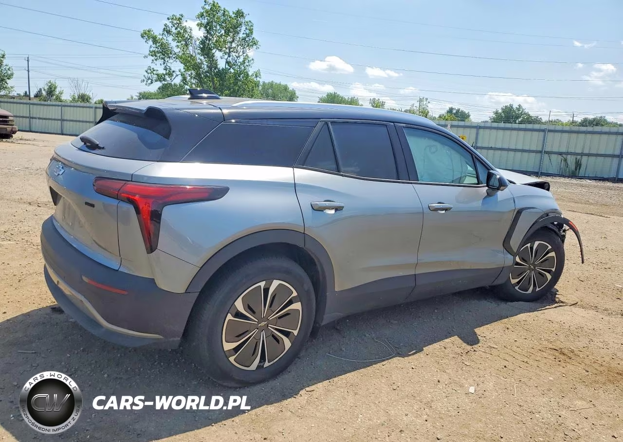 2025 Chevrolet Blazer Lt VIN:3GNKDGRJ6SS149274 - 3