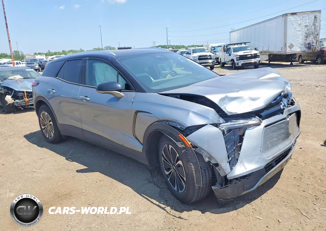 2025 Chevrolet Blazer Lt VIN:3GNKDGRJ6SS149274 - 4