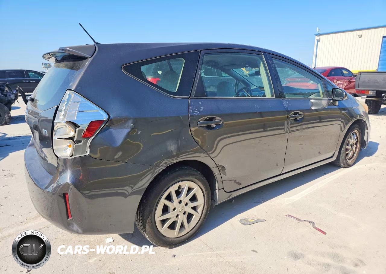 2014 Toyota Prius V Two VIN:JTDZN3EU6EJ008255 - 3