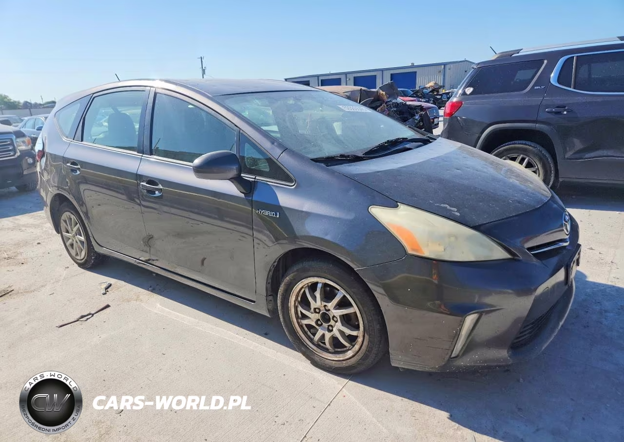 2014 Toyota Prius V Two VIN:JTDZN3EU6EJ008255 - 4