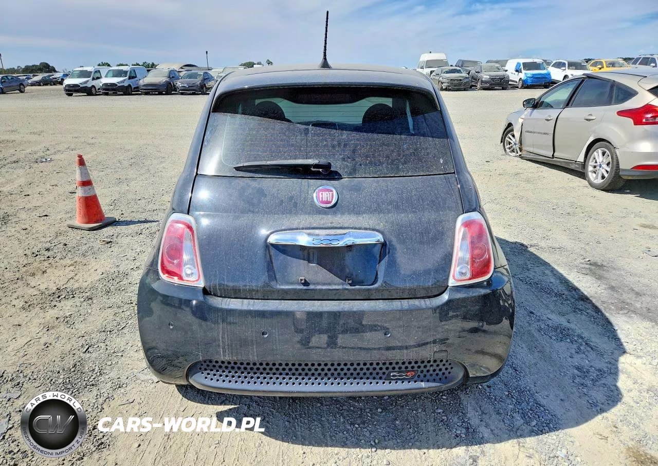 2016 Fiat 500 Electric VIN:3C3CFFGE4GT193111 - 11