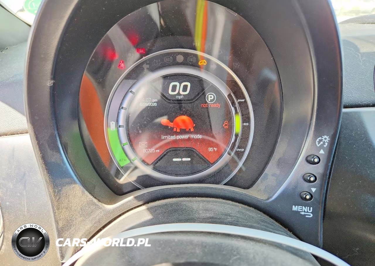 2016 Fiat 500 Electric VIN:3C3CFFGE4GT193111 - 8