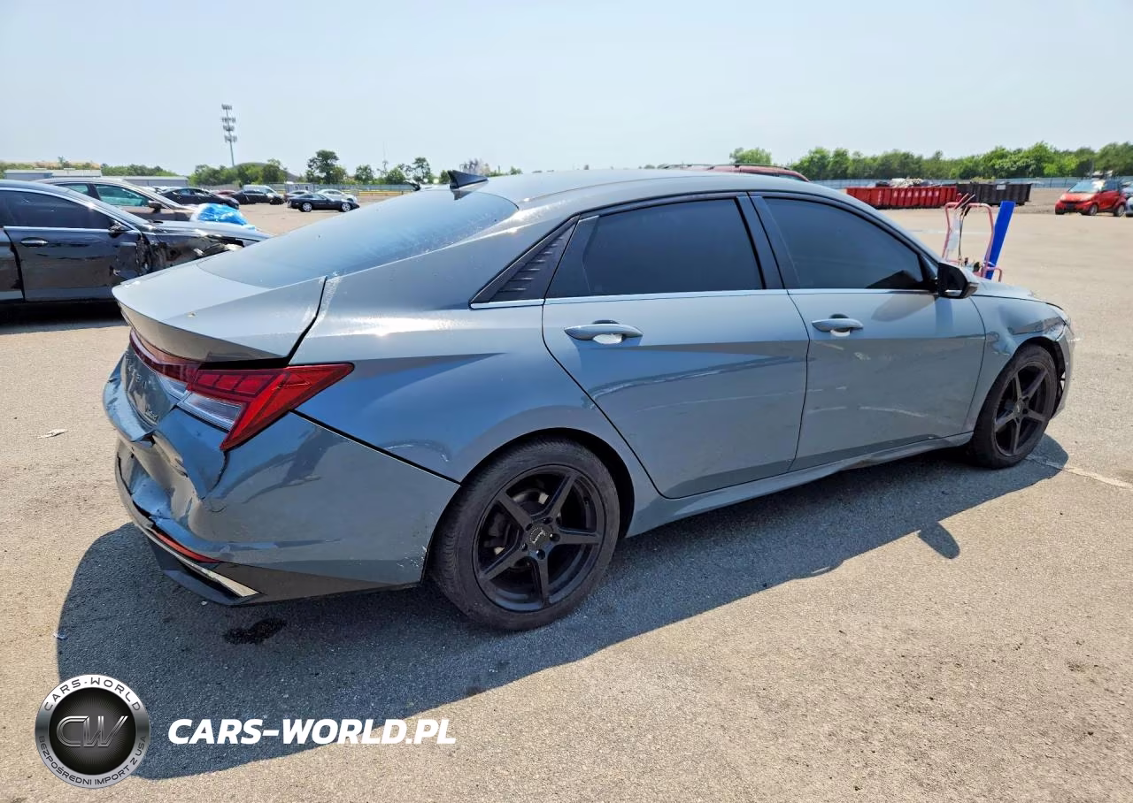 2021 Hyundai Elantra Limited VIN:KMHLP4AG0MU119821 - 3