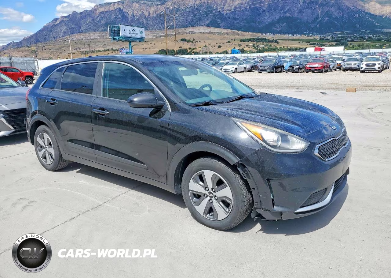 2018 Kia Niro Fe VIN:KNDCB3LC9J5129860 - 4
