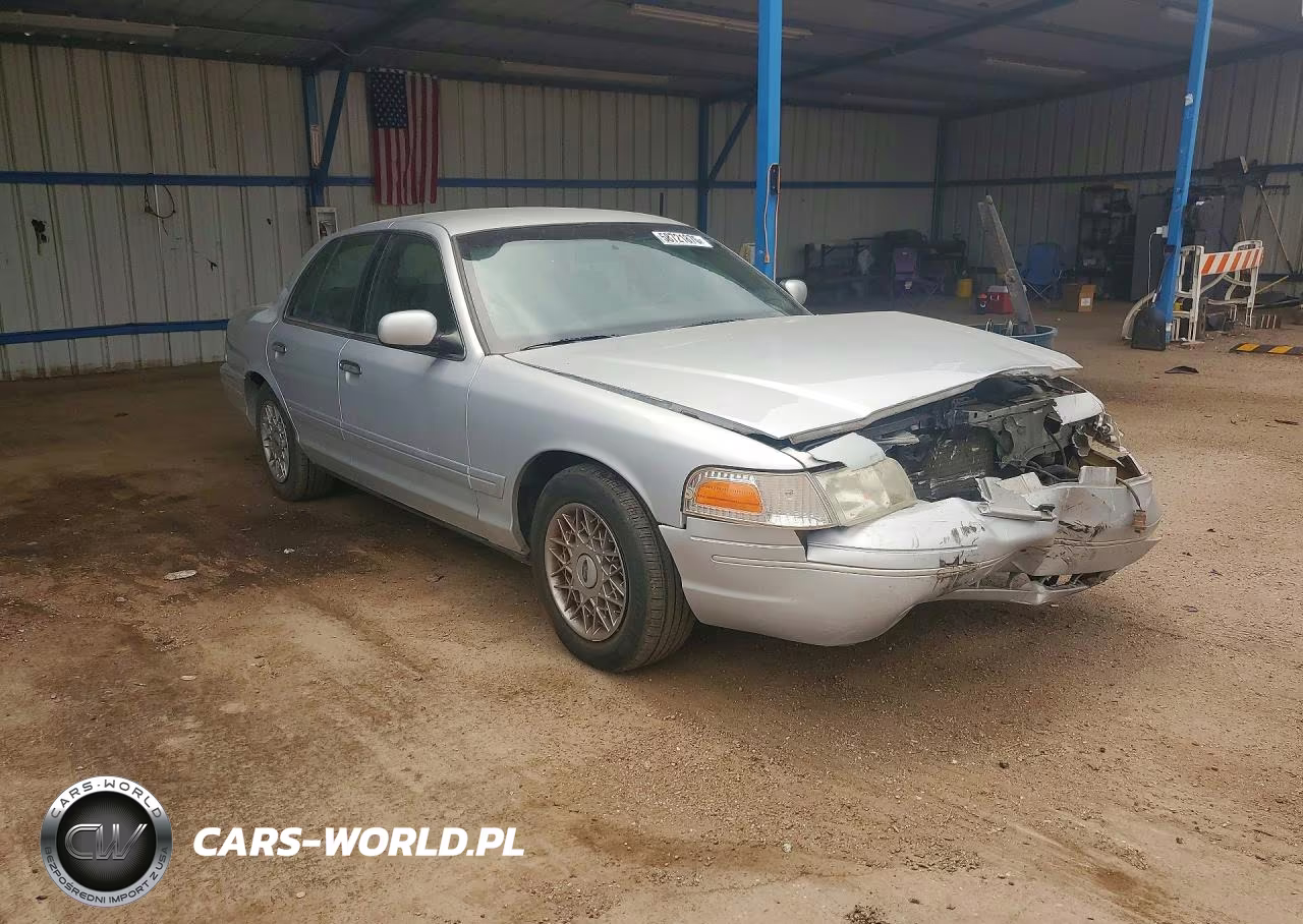 2002 Ford Crown Victoria VIN:2FAFP73W92X152237 - 4