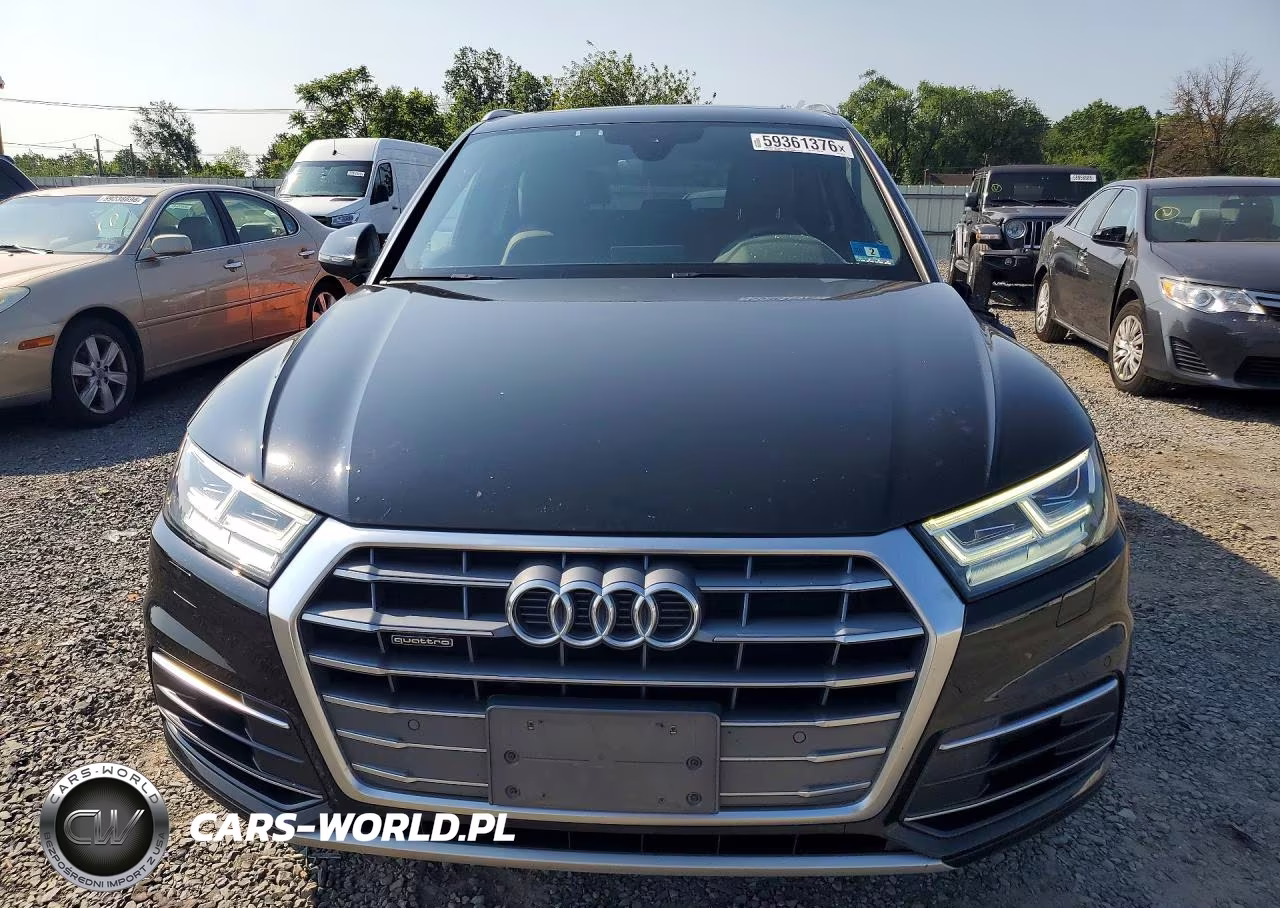2018 Audi Q5 Premium Plus VIN:WA1BNAFY2J2104115 - 5