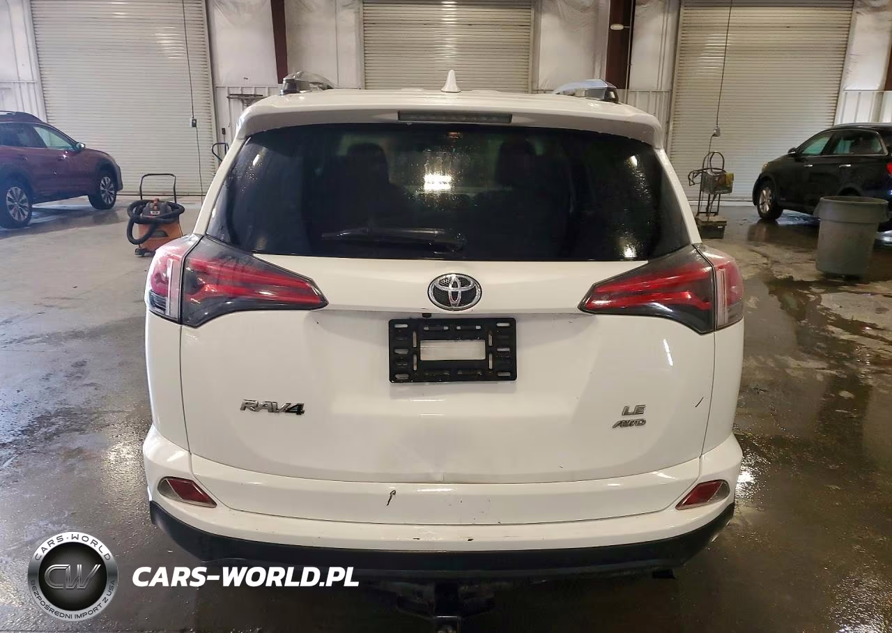 2018 Toyota Rav4 Le VIN:JTMBFREV6JJ186834 - 6