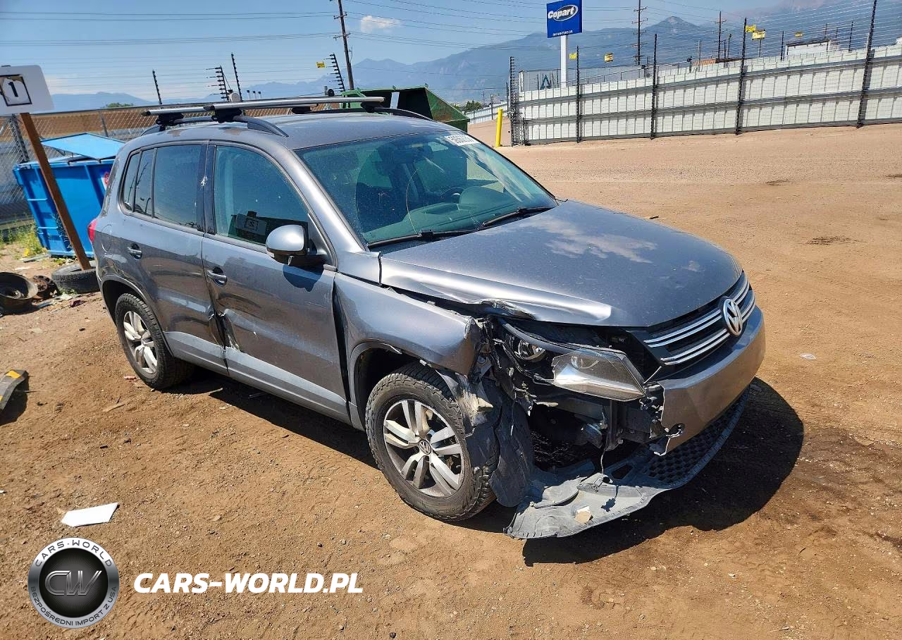 2015 Volkswagen Tiguan S VIN:WVGAV7AX5FW599098 - 4