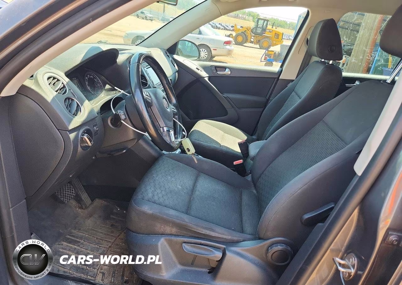 2015 Volkswagen Tiguan S VIN:WVGAV7AX5FW599098 - 7