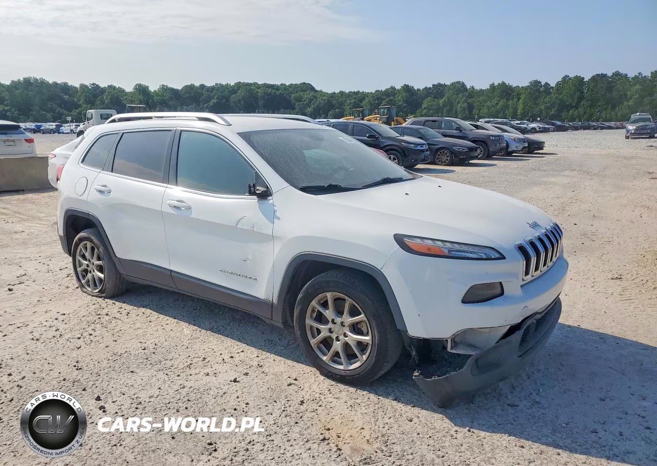 2014 Jeep Cherokee Latitude VIN:1C4PJLCB2EW181455 - 4