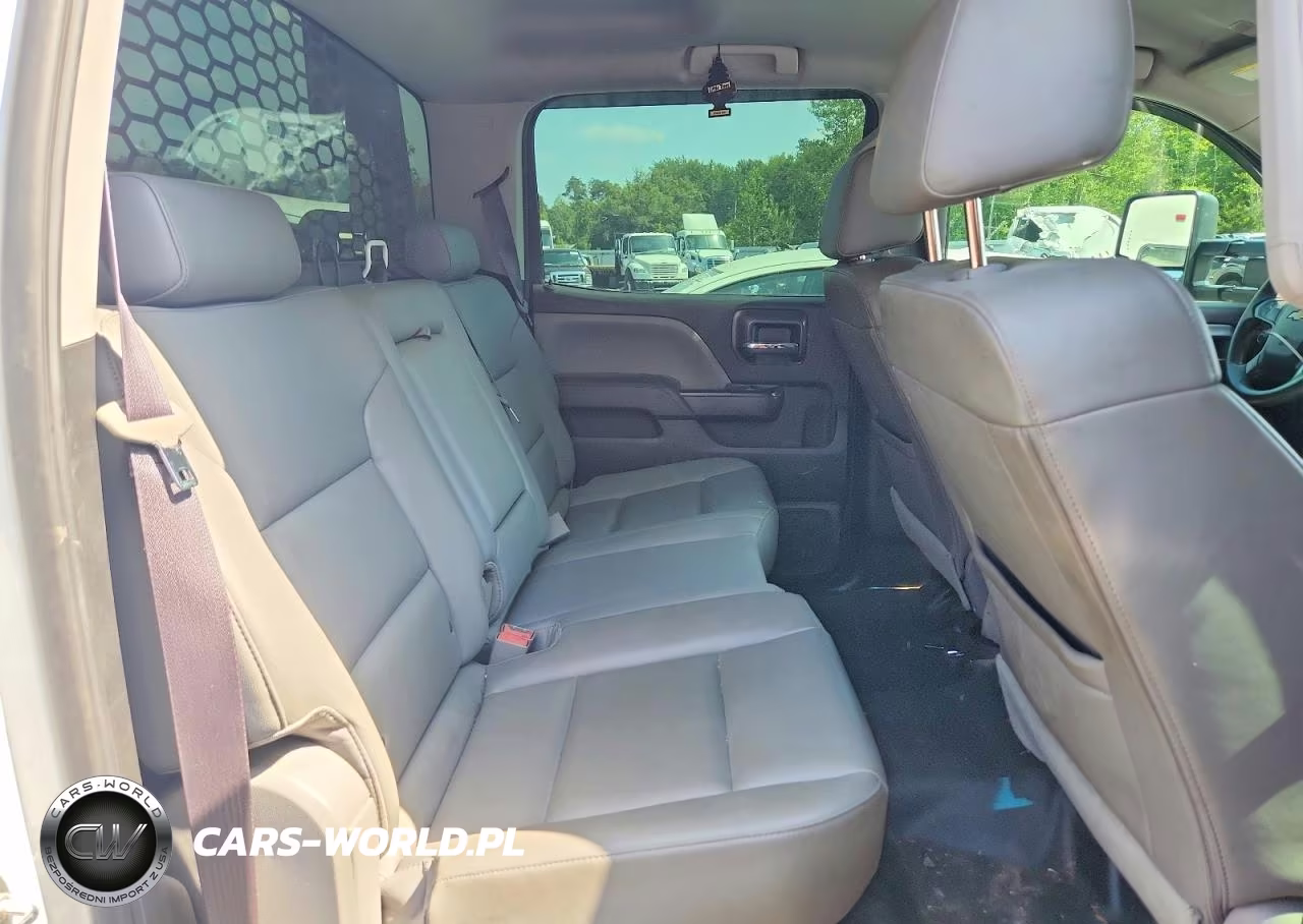 2017 Chevrolet Silverado C3500 VIN:1GB4CYCG1HF171921 - 10