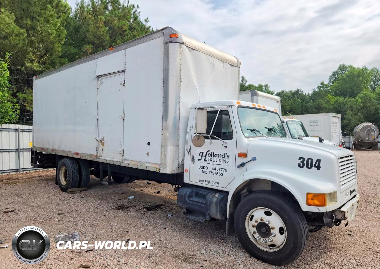 2000 International 4700 Box Truck VIN:1HTSCABM7YH235064 - 4